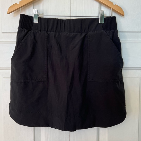 Alana Black Tennis/Yoga Skort - Picture 1 of 6
